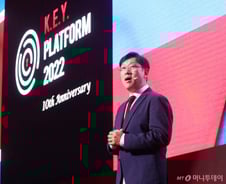 스태그플레이션 암운, 신흥국 위기 가능성 '글로벌 경제 시나리오'