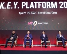 팬데믹 극복한 K-바이오, 기회 왔다…"'1위 시장' 美 뚫으려면"