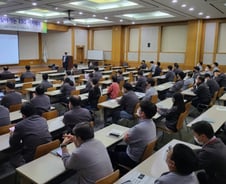 현장·연구소 찾아 직접 교육, 금호석유 ESG행보 잰걸음