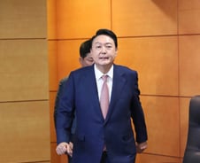 첫발 내딘 윤석열 시대..달변과 침묵[광화문]