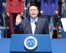 윤석열 대통령, '자유' 취임사 관통…"승자독식 아닌 연대와 박애"