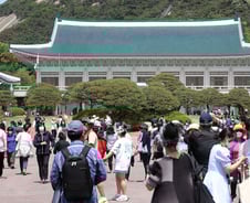 [르포]대통령 가고 관광객 오고…서촌 상인들 "손님이 끊이지 않아요"