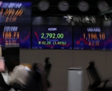 [광화문]위기가 일상화 '불확실성의 시대'