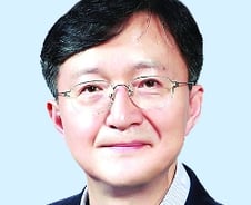 [MT시평]'자유 시민' 교육이 근본이다