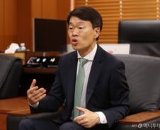 "자동차는 국가경쟁력…미래차 전환, 여기서 실패할 수 없다"