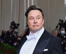 테슬라, S&P ESG지수서 퇴출...머스크 "ESG는 가짜 사회 정의"