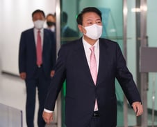 尹 대통령 "정호영 거취, 시간 조금 더 필요…IPEF 참여 당연"