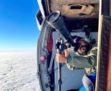 고도 3㎞서 헬기 문 열고 '찰칵'…美 해군의 목숨건 훈련[우주다방]