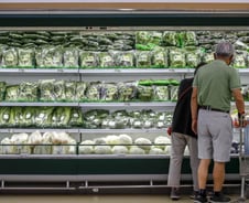 코로나 전보다 46만원 더 벌고 24만원 더 쓴다?..."평균입니다"