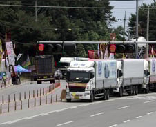 화물연대 파업에 궁여지책 '로드탁송'..車 소비자 뿔났다