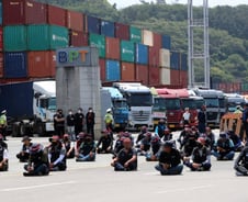 민주노총 "화물연대 파업에 ILO 개입해달라"…요청 서한