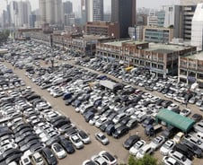 군대 갔다오면 차 나오겠네…화물연대·반도체 이중고 맞은 소비자