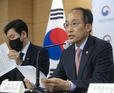 "공공기관 월급, 연공서열 대신 직무·성과 따라 달라진다"