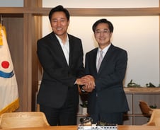 오세훈과 김동연, 링컨을 만나다[광화문]