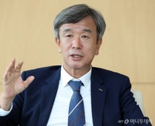 "100살 한국 경마, 메타버스와 결합해 고부가 산업으로 키운다"