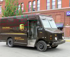 치열한 美 배송 경쟁…1위 UPS, 차별화 전략은?