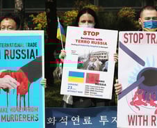 "얼어죽을 탄소중립"…화석연료의 역습[우보세]