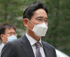 [단독]이재용 부회장, 광복절 특사에 포함될듯…"사면 폭넓게"