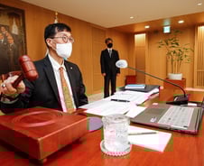 IMF 이후 최악 인플레…한은, 사상 첫 '빅스텝' 기준금리 2.25%