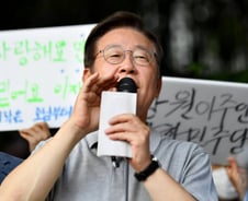 [단독]尹정부, '이재명표' 지역화폐 예산 전액삭감 나선다