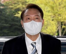 尹정부, 달콤한 '포퓰리즘' 버리고 고통의 '대수술' 선택했다