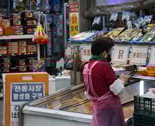 [기자수첩]최저임금의 이상한 전통