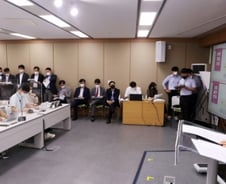 나라가 걷는 세금 한 해 400조원 '사상최대'...증가세는 주춤