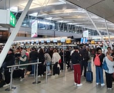 [르포]"비행기 놓쳤다" 불만 쏟아진 유럽 허브공항…인천공항에 'SOS'