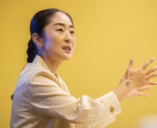 '오징어게임' 대박 미술감독, 피칠갑 에버랜드로 간 까닭은