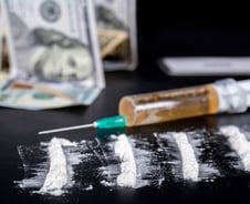 1g에 533달러…아편전쟁·수리남·코로나, 끝없이 번지는 마약