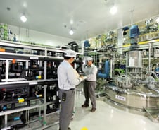 [르포]SK기술 축약된 '저온 연속공정'…5층→1층 일괄공정 따라가보니