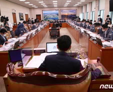 내집마련 '필수템' 청약통장, 이율 7년째 제자리…"인상 검토"