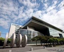 "산은 이전, 금융위가 컨트롤타워 돼야"…김주현 "신경 쓰겠다"