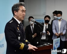 경찰청장 "스토킹 등 보복범죄 보호수단 마련에 역량 집중"