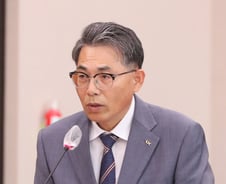 '세월아 네월아' 측량사업 LX…10건 중 8건 규정시한 넘겨