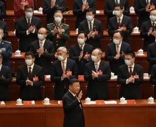 장기집권체제 수립 中 시진핑…대만 침공 가능성↑