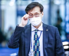 증권사에 6조 쏴주는 한은, 긴축기조에 배치 안 된다는 이유[이지경제]