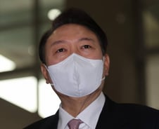 '핼러윈 참사'에 尹대통령, 긴급회의…구조 위해 이태원 통제