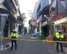 "애들이 죽은게 너무나 안타까워"...통곡 끊이지 않는 이태원 거리