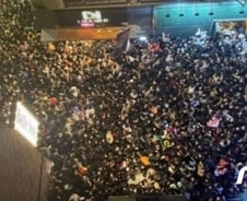 카톡서 '이태원 참사' 영상 공유하면 정지?…"OO하면 이용제한"