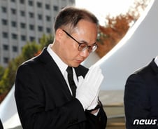 이원석 검찰총장 합동분향소 찾아 '이태원 참사' 희생자 추모