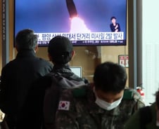 미사일 도발한 北, '성동격서' 사이버공격 주의해야