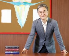"경기 최악이어도 주식은 간다...코스피 2700 회복할 것"