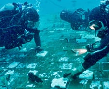 '37년 전 폭발' NASA 챌린저호…美 TV 다큐팀, 뜻밖 발견[우주다방]