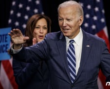 예상 외 접전 美 중간선거…2024 대선에 쏠리는 눈