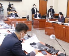 [단독]여야 '예타 기준액 상향' 잠정합의…정부 '대안'까지 내놨다