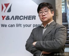 스타트업계 '황충'…스케일업·투자유치 명중