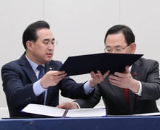 '사상초유' 준예산 위기 피했다…9년 만에 가장 늦은 예산안 처리