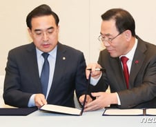 주호영 "尹정부 철학과 안맞았지만 준예산 갈 수 없어 타협"