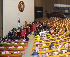 [단독]野, 선거제 논의 급물살…64명 '민주주의 4.0', 개편안 추진